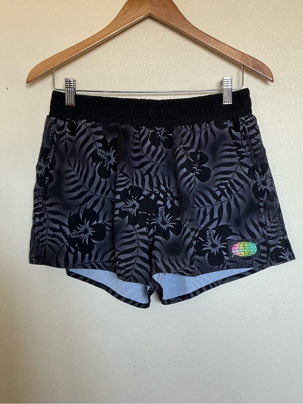 Slunks tropical floral volleyball shorts size xl Womens